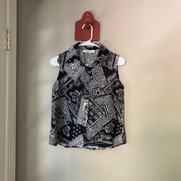 Vintage Giorgio Fiozlini Black & White Bandana Print Collared Tank Top S - Picture 1 of 6